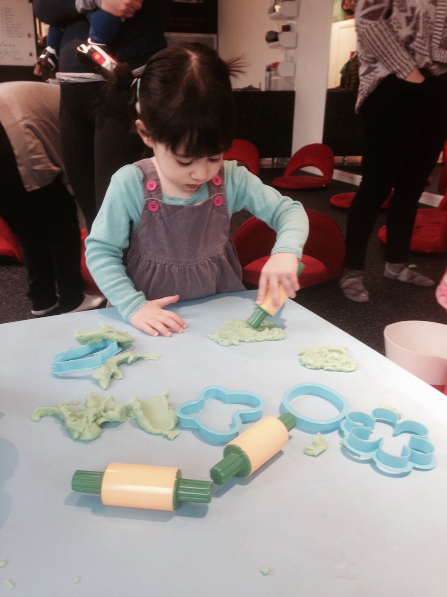 TLC SPRING Mint-scented Homemade Play Dough